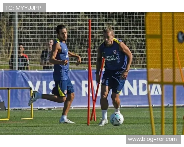 马竞新年首训缺席多名球员瑟尔洛特重返训练场引关注 马竞新年首训缺席多名球员瑟尔洛特重返训练场引关注