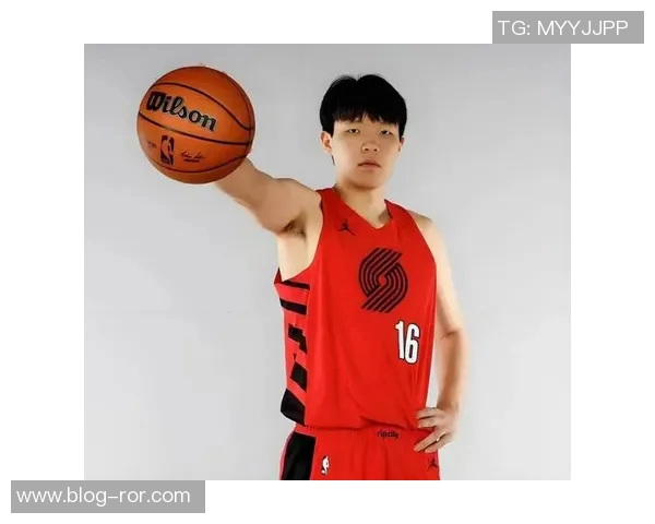 媒体人感慨余嘉豪杨瀚森追梦海外小曾立志不甘平凡勇敢追寻梦想