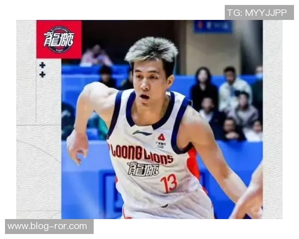 郭艾伦因重伤提前退场15分钟内仅得7分2助令人担忧 郭艾伦因重伤提前退场15分钟内仅得7分2助令人担忧